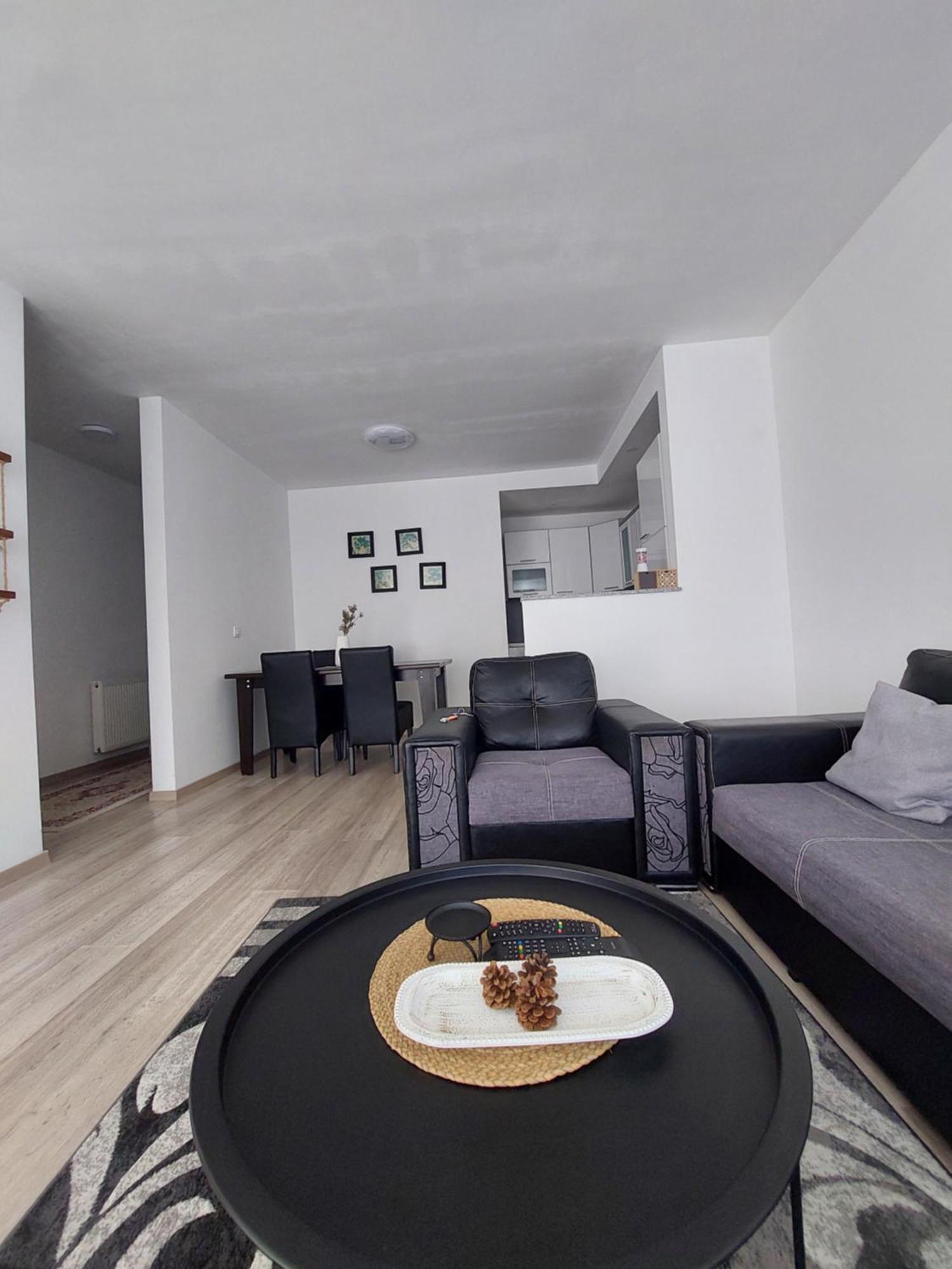 Private Apartments Prishtina Пристина Екстериор снимка