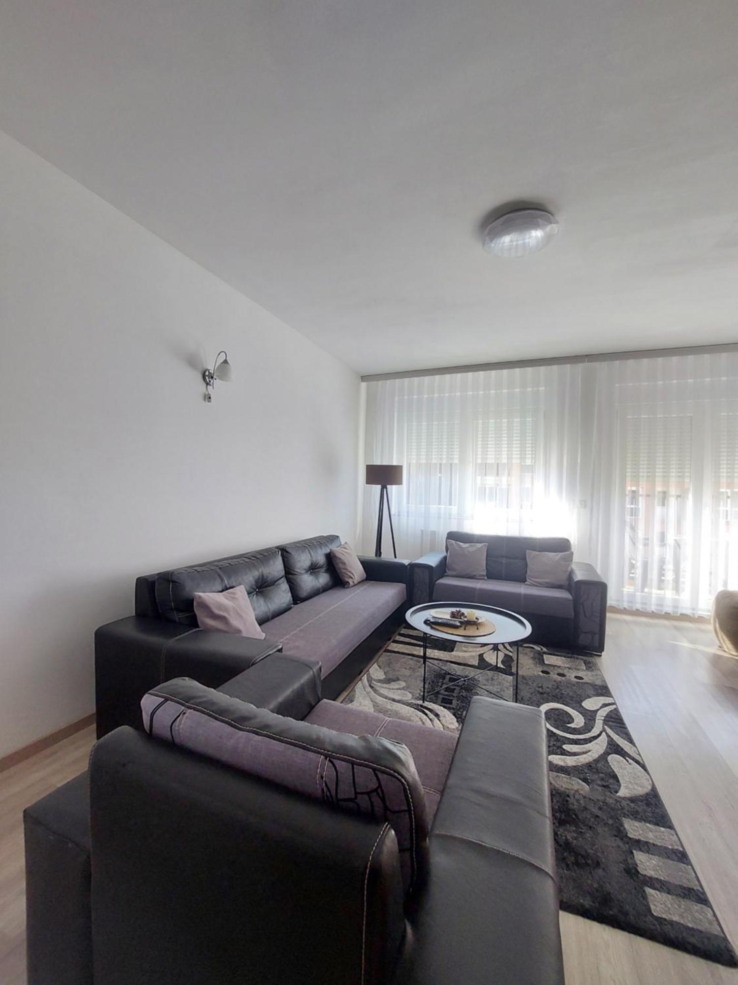 Private Apartments Prishtina Пристина Екстериор снимка